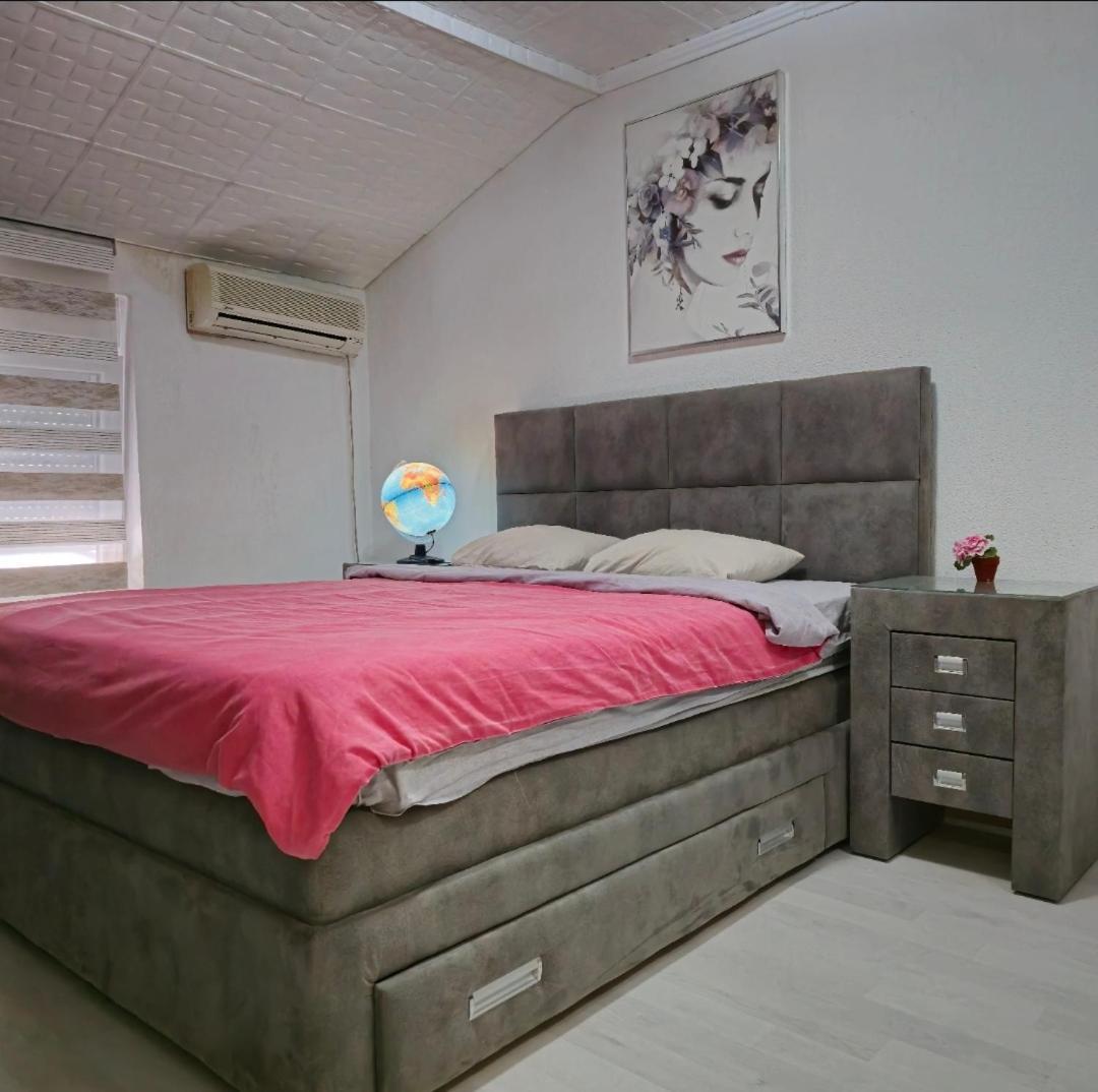Apartment Center 23 波德戈里察 外观 照片